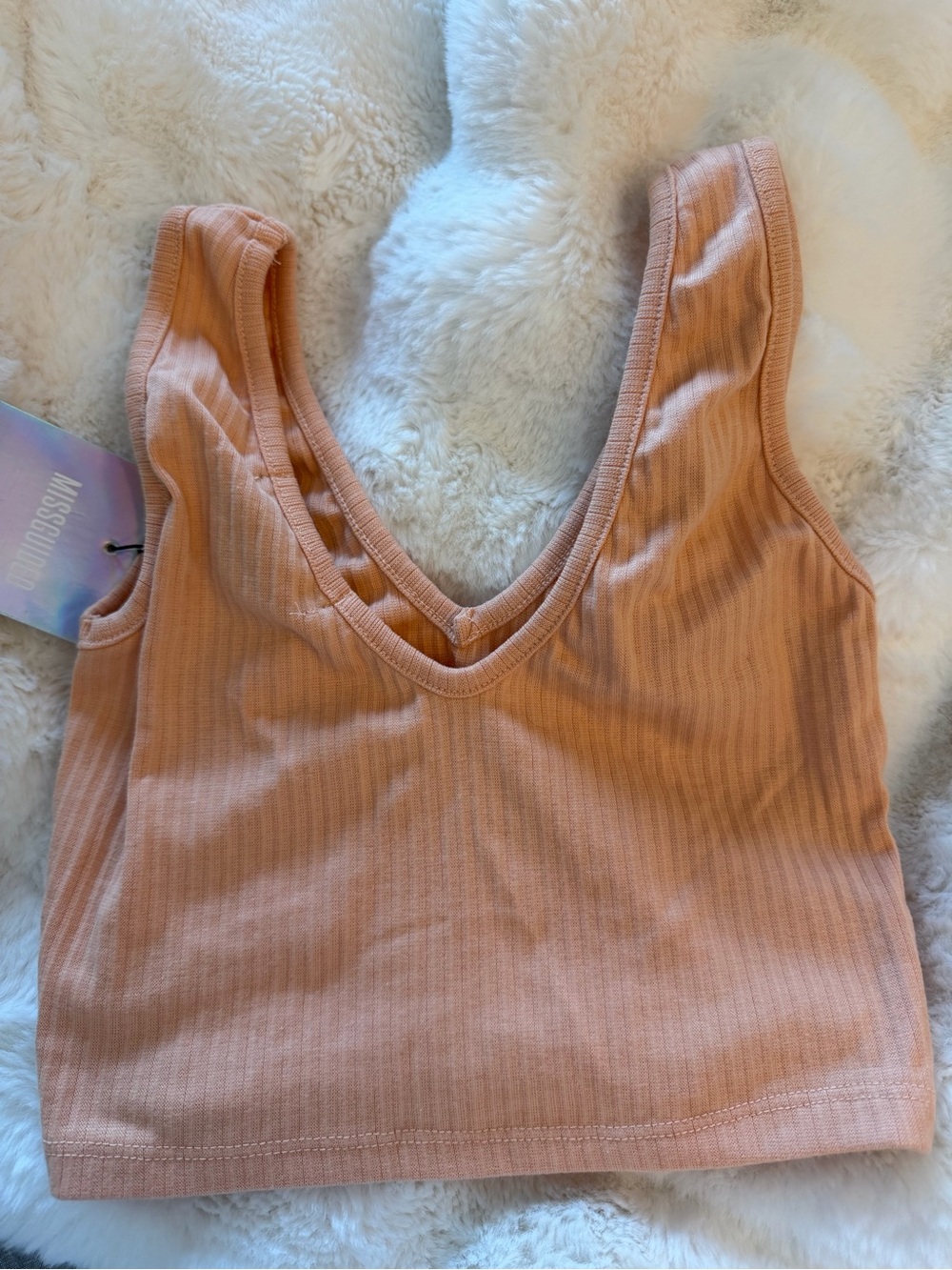 Missguided Peach Ribbed V-Neck Crop Top - Picture 2 of 4